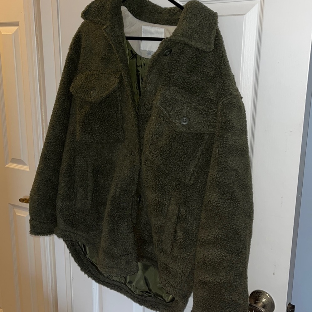 American Eagle Oversized Sherpa Shacket